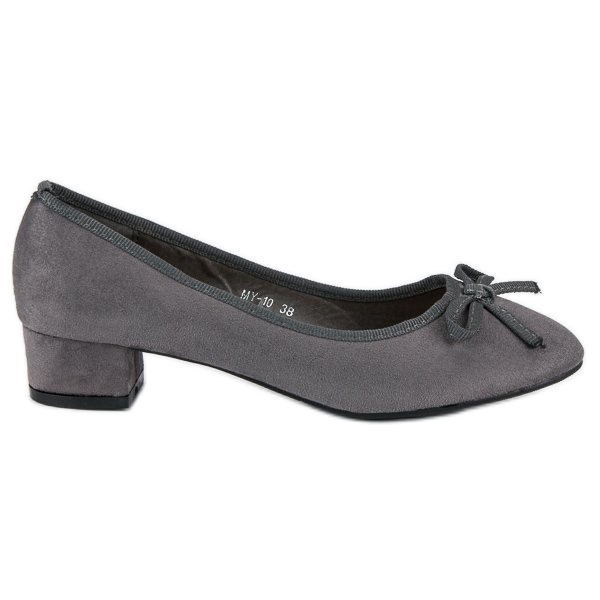 Escarpins à petits talons gris Escarpins à petits talons gris