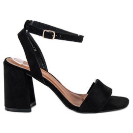 Sandales en daim noir le noir