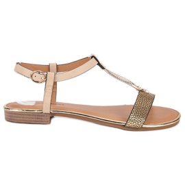 L. Lux. Shoes Sandales plates beiges brun jaune L. Lux. Shoes Sandales plates beiges brun jaune