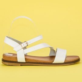 Sandales plates confortables blanche