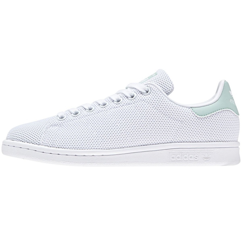Chaussures Adidas Originals Stan Smith en CQ2822 blanche
