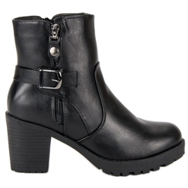 Small Swan Bottines noires sur le poteau