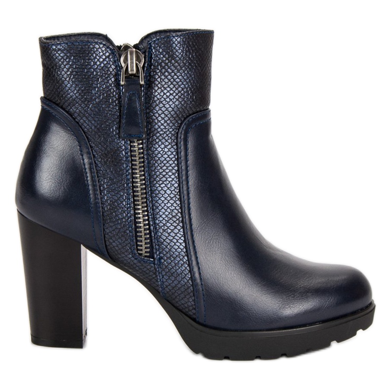 Filippo Bottes bleu marine sur le poteau