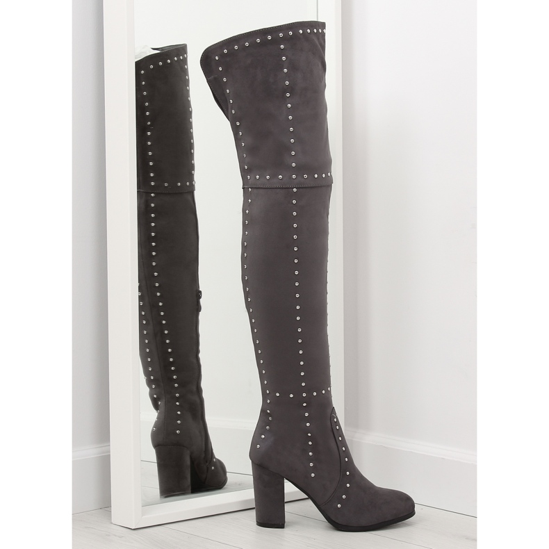 Cuisse gris talons hauts NC221 gris