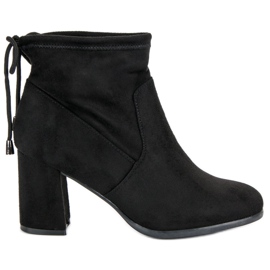 Bottines à talons en daim noir