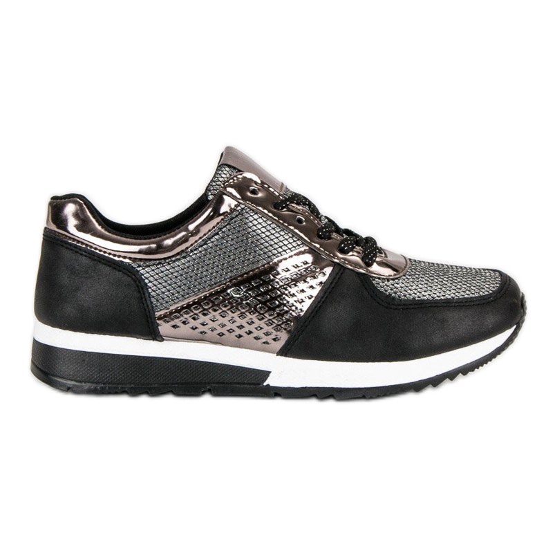 Des chaussures de sport élégantes le noir