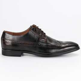 Chaussures basses marron foncé brun