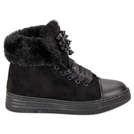 Baskets élégantes avec isolation noir