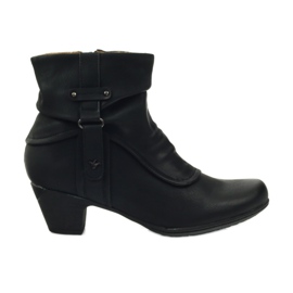 Aloeloe Bottes isolées noires très confortables