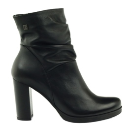 Boots sur poteau froissé Arka 7311 noir