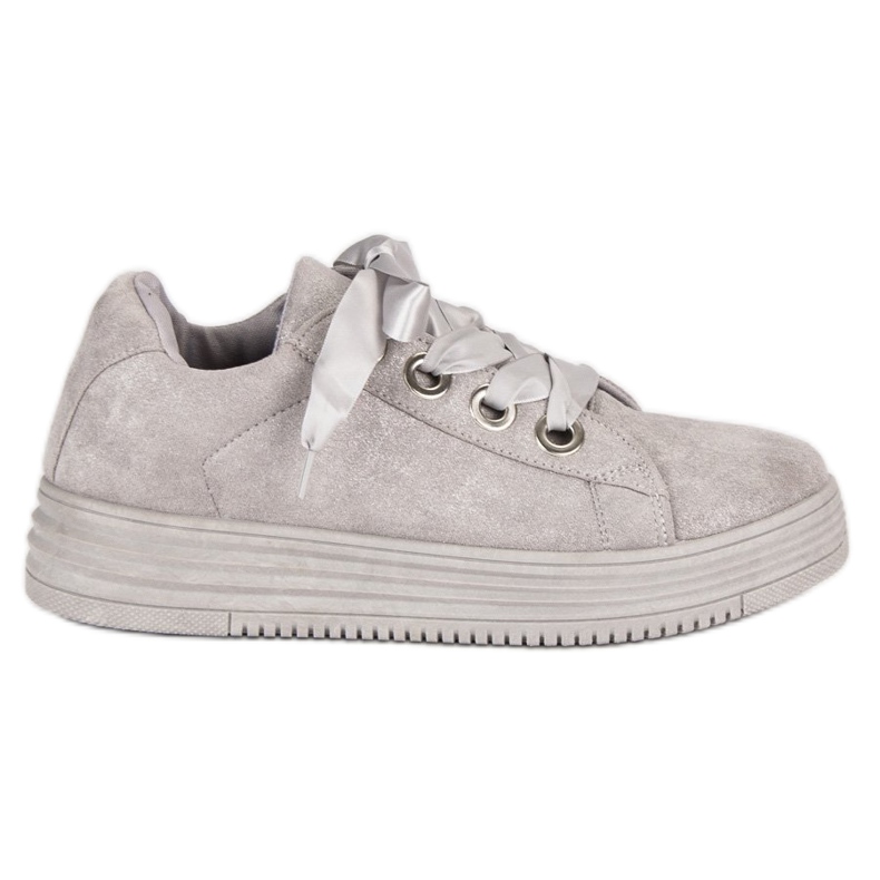 Baskets en daim gris clair
