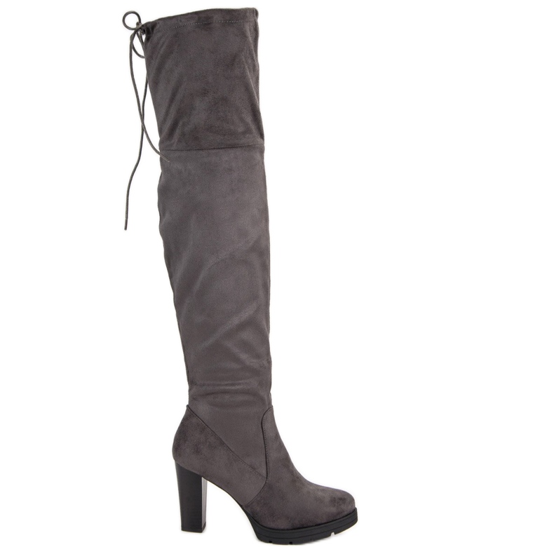 Seastar Mousquetaires gris sur le poteau Seastar Mousquetaires gris sur le poteau