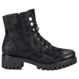 Filippo Travailleurs de la roche avec isolation le noir Filippo Travailleurs de la roche avec isolation le noir