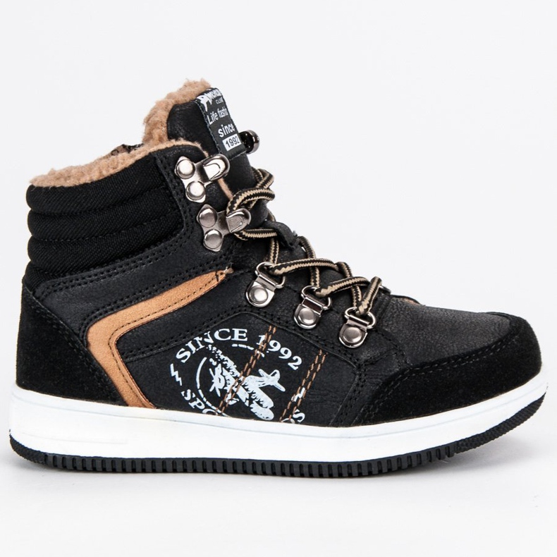 American Club Chaussures de sport américaines isolées le noir