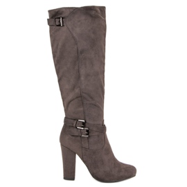 Groto Gogo Bottes en daim sur le poteau gris Groto Gogo Bottes en daim sur le poteau gris