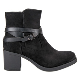 Super Mode Bottines en daim noir