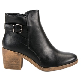 Bottes classiques noires
