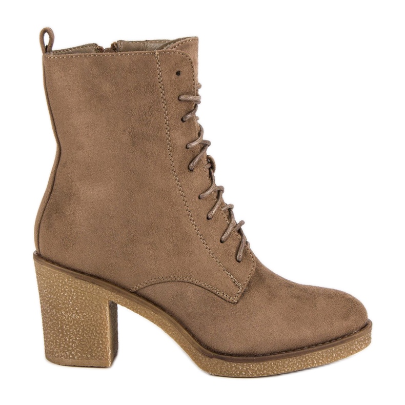 Super Mode Bottes nouées sur le poteau brun