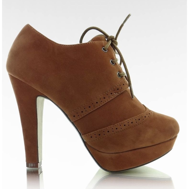 MJ703 chaussures basses camel brun