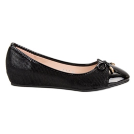 Ballerines à la mode le noir