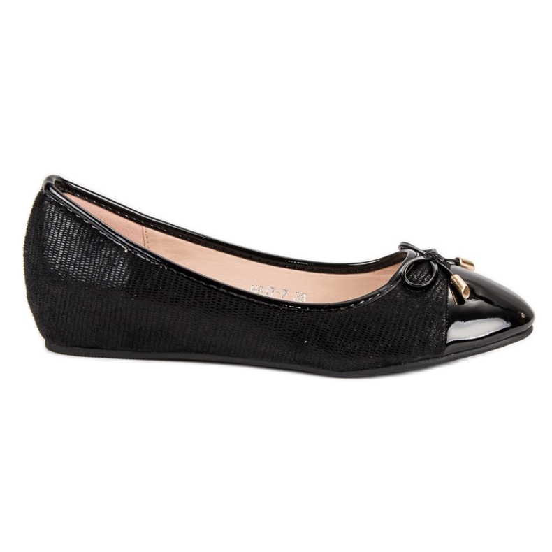 Ballerines à la mode le noir