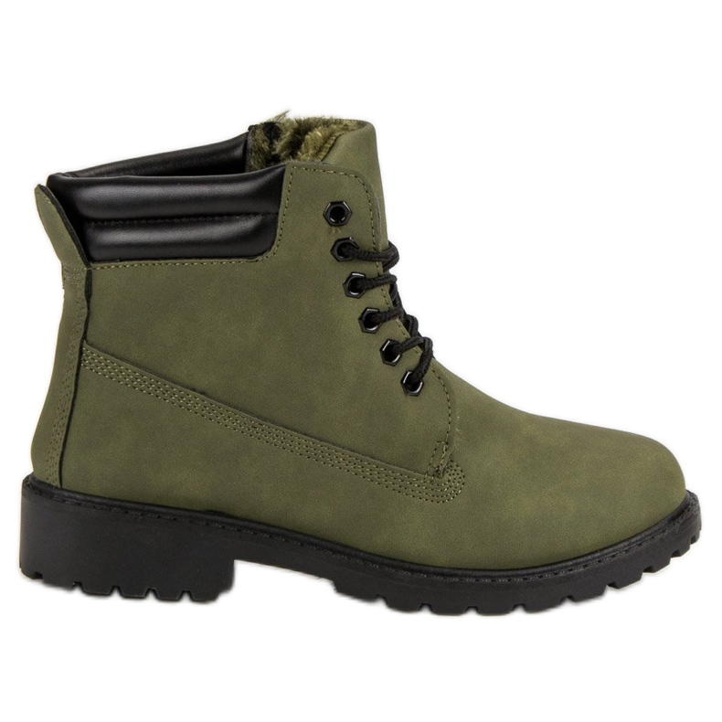 Bottes de randonnée isolées olive vert