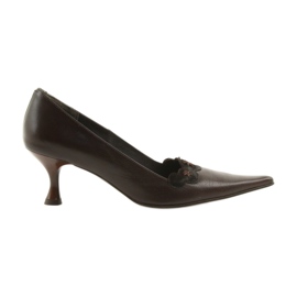 Escarpins en cuir brun