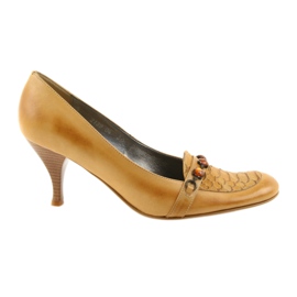 Escarpins en cuir brun