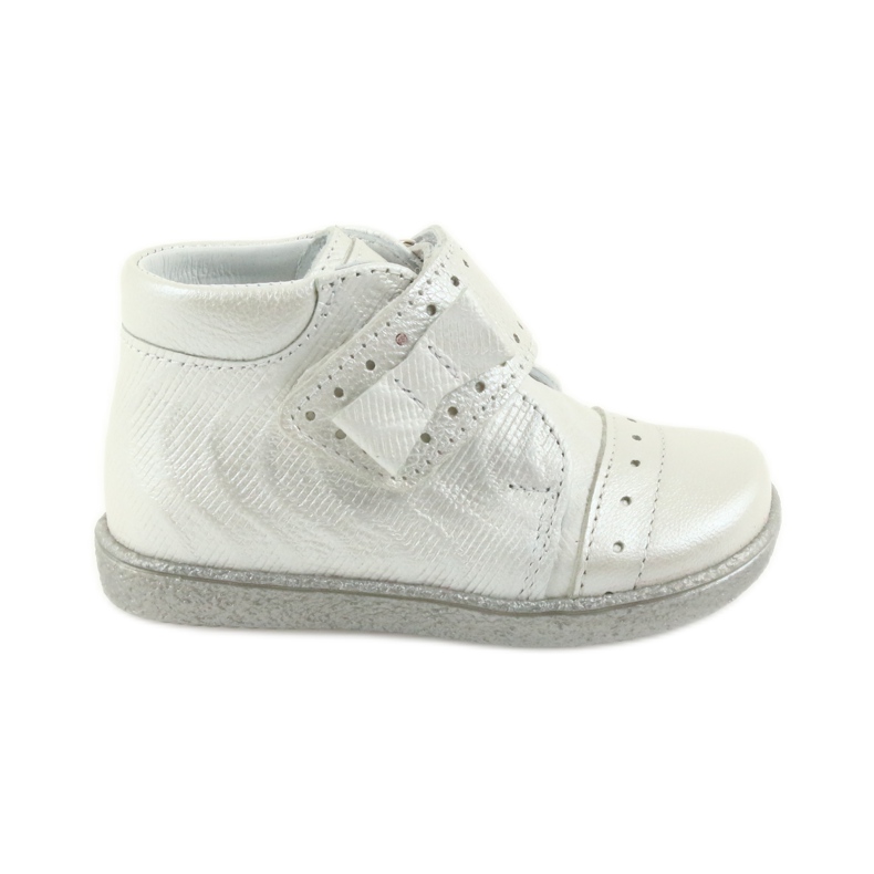 Chaussures enfants velcro Ren But 1535 avec un noeud argenté Chaussures enfants velcro Ren But 1535 avec un noeud argenté