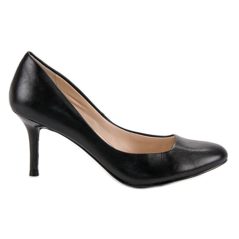 Escarpins classiques sur une épingle le noir