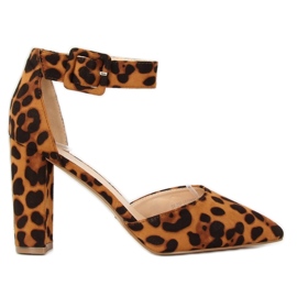 Pompes sur le léopard SY33P Leopard post brun