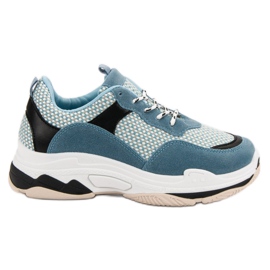 Kylie Baskets sur la plate-forme orange