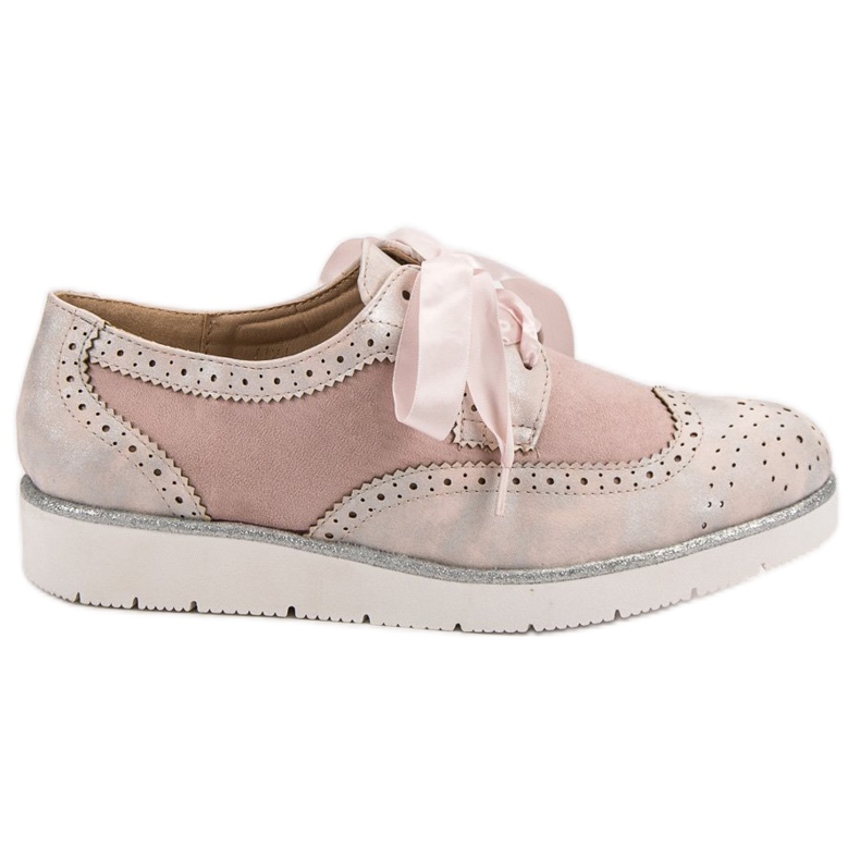 Vices Chaussures attachées avec un ruban rose