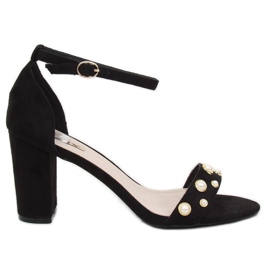 Sandales sur le poteau avec perles noires GH1519 Noir
