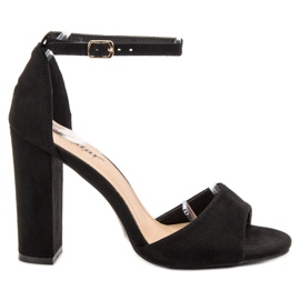 Seastar Sandales en daim sur un bar noir