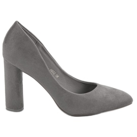 Small Swan Escarpins en daim sur un pilier gris