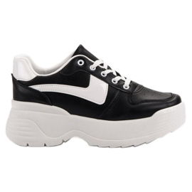 Kylie Baskets sur la plate-forme noir