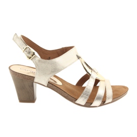 Sandales pour femmes Caprice avec ornement 28308 ovale doré