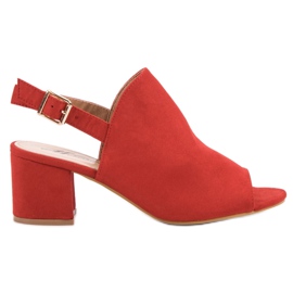 Sandales fermées en daim rouge