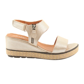 Sandales compensées Badura 4750 doré cappuccino