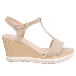 Sandales beiges à talon compensé H-59 Beige Sandales beiges à talon compensé H-59 Beige