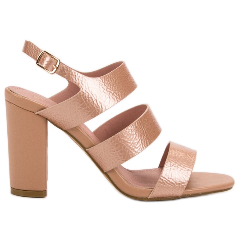 SHELOVET Sandales roses sur un bar