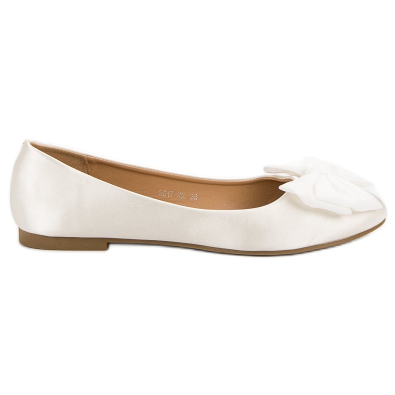 BELLAMILA Ballerines en satin blanche