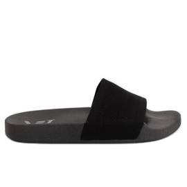 Chaussons noirs avec une ceinture tricotée PT-110 Noir