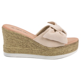Bello Star Sandales compensées en daim beige