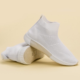 SHELOVET Chaussures à enfiler au-dessus de la cheville blanc