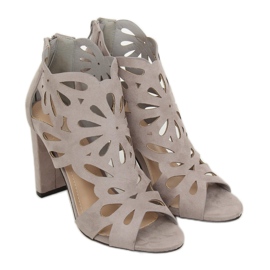 Boots ajourées grises AT-0657-L Gris