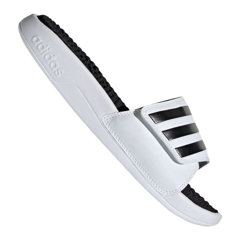 Chaussons Adidas Adissage Tnd M F35563 blanche