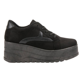 SHELOVET Chaussures noires sur la plate-forme le noir