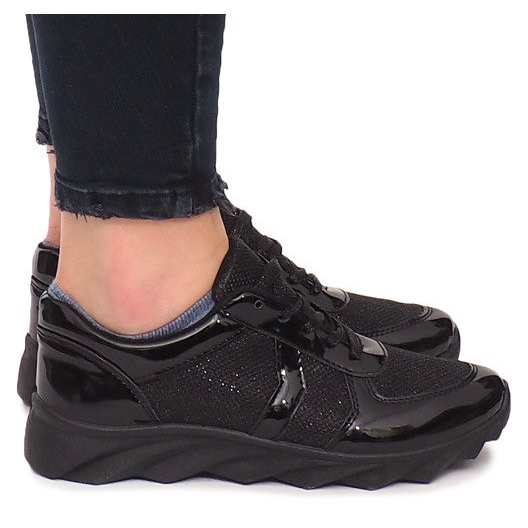 Baskets de sport B8890-3 Noir le noir Baskets de sport B8890-3 Noir le noir